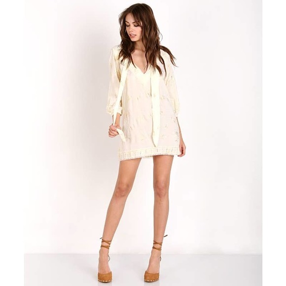 Novella Royale Cream Gold Long Sleeve Lace Dress - Picture 5 of 7